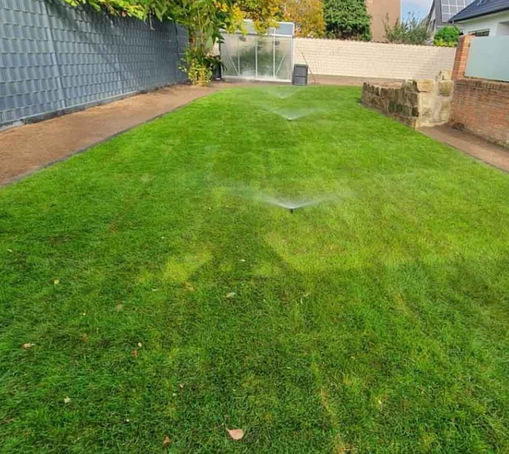Gartenpflege und Grundstückspflege